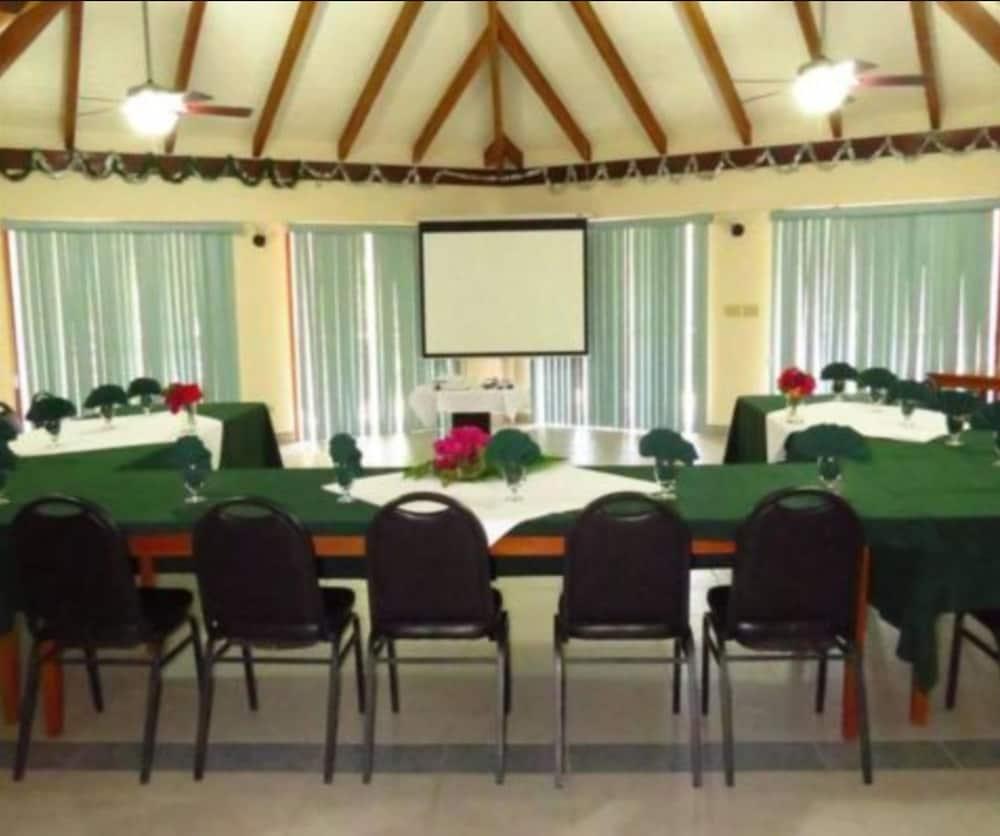Black Orchid Resort Burrell Boom Bagian luar foto